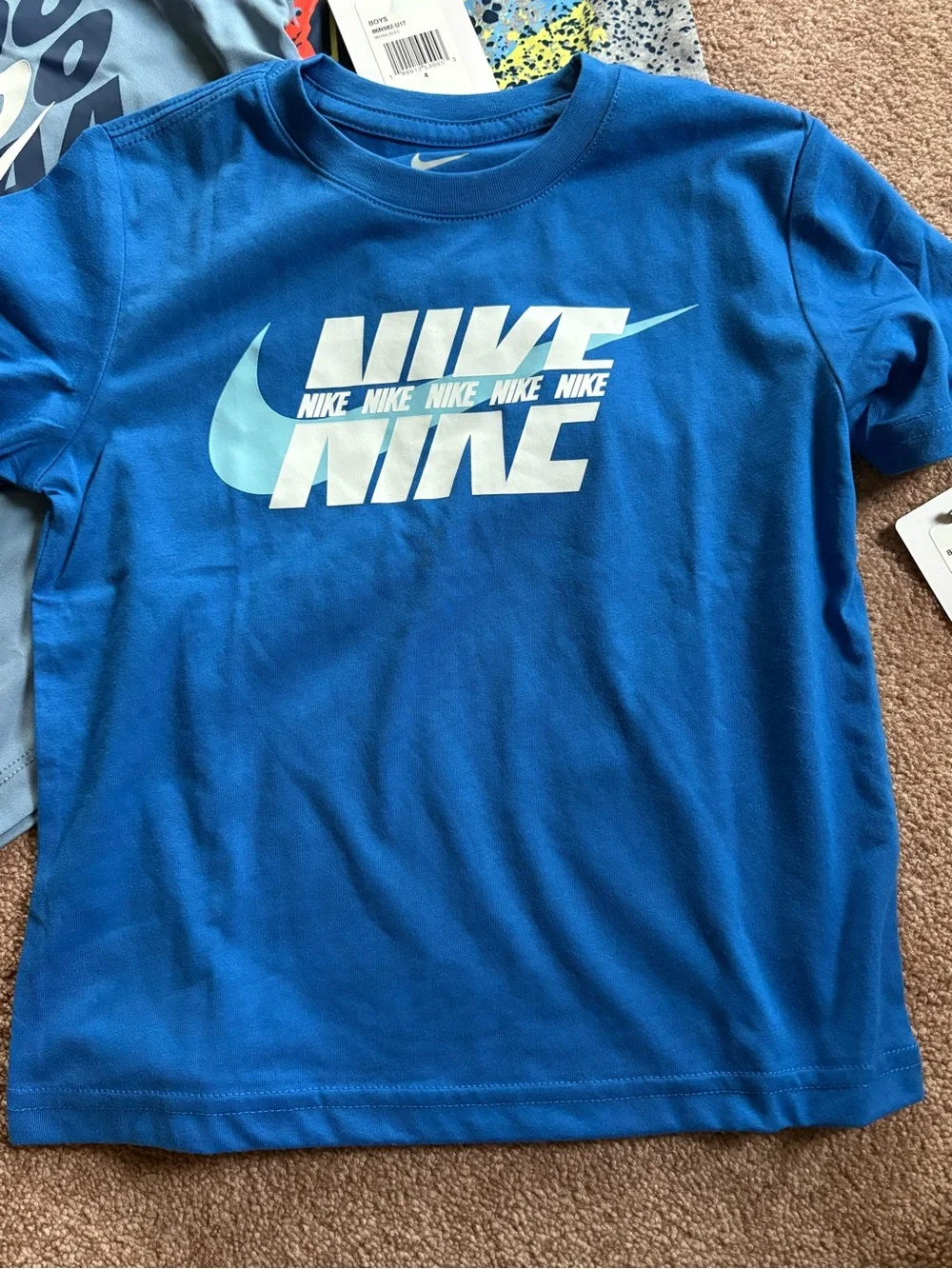 Nike Kids Boys lot set bundle of 4 graphic tshirts size 4 athletic sports NWT